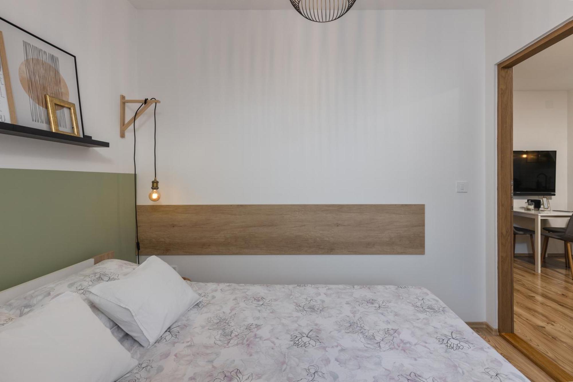 Agostini - Contactless Apartments Vukovarska 里耶卡 外观 照片